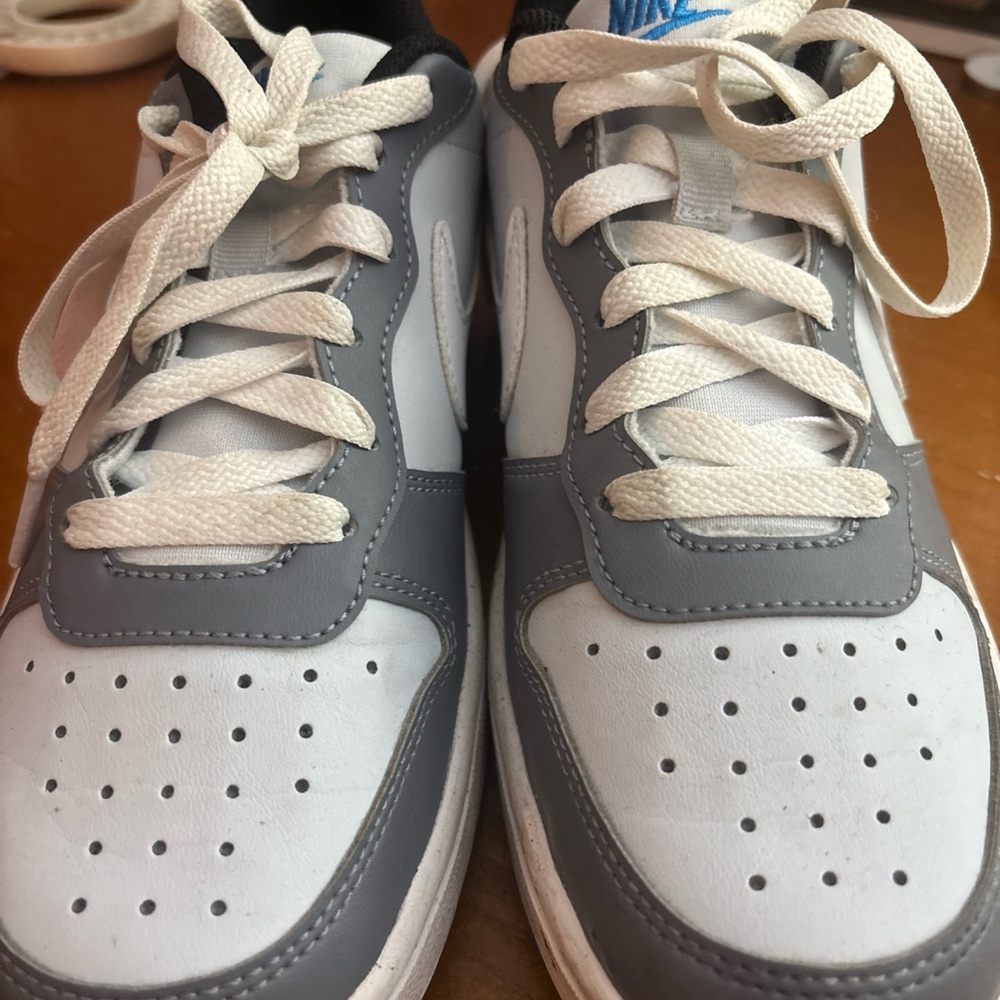 Nike White and Gray boys size 5Y